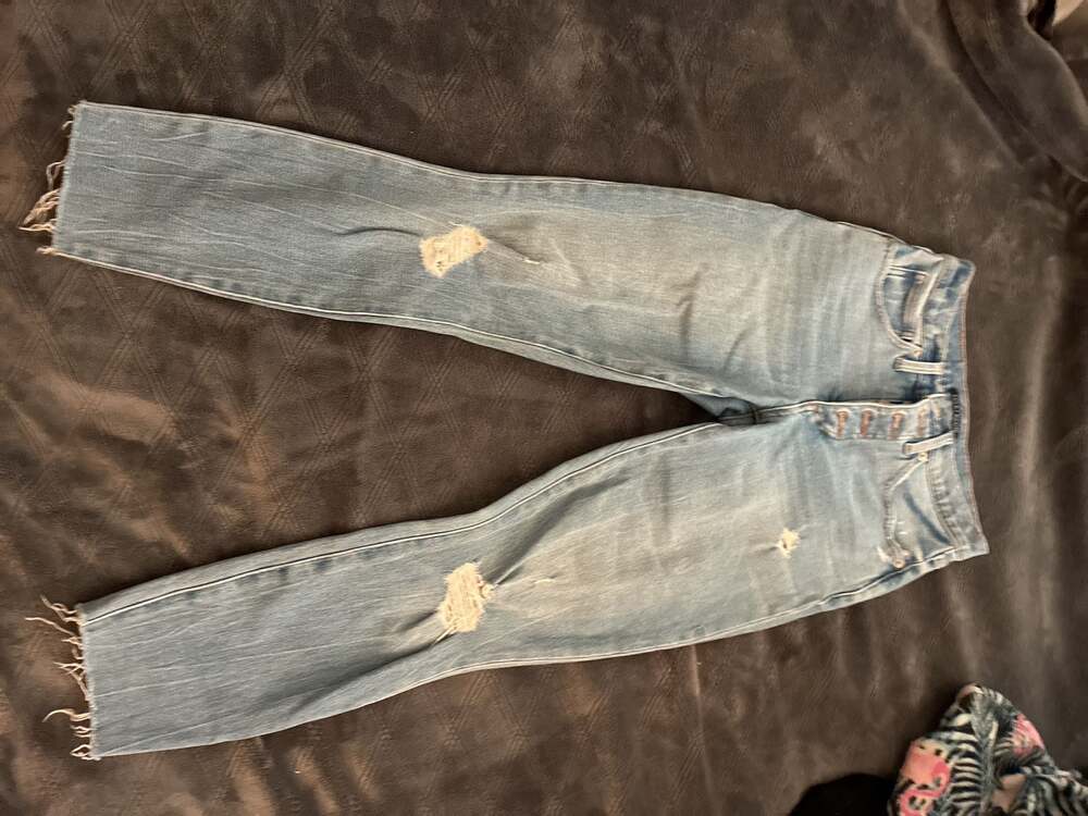 Lucky Brand Bridgette High Rise Crop Jeans with Button Fly & Distressed Detail